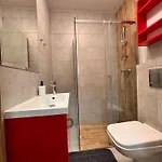 Lighthouse - Adults Only - 12plus 民宿 库瑞尼卡慕斯卡