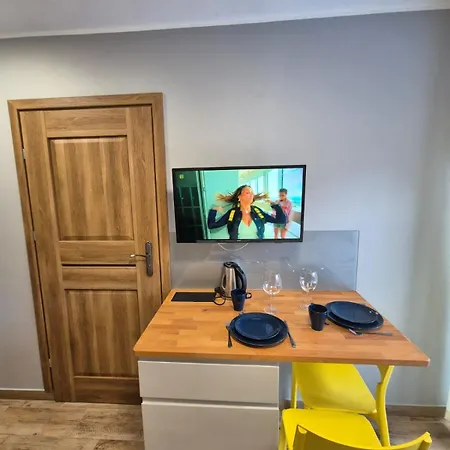 Lighthouse - Adults Only - 12plus 홈스테이 *