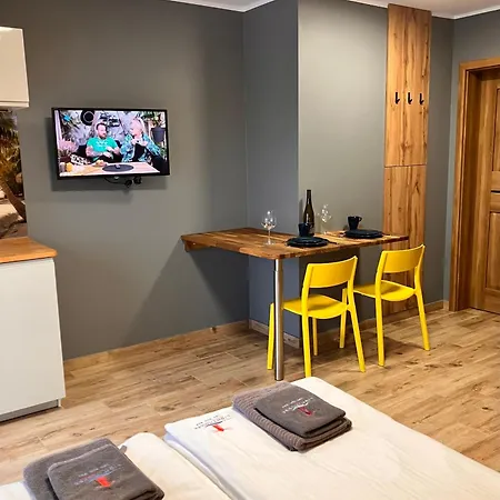 Lighthouse - Adults Only - 12plus Krynica Morska