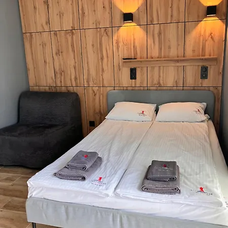 Lighthouse - Adults Only - 12plus Quarto em Acomodações Particulares Krynica Morska