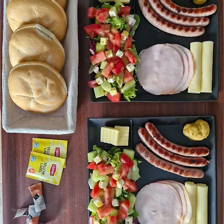 Lighthouse - Adults Only - 12plus Quarto em Acomodações Particulares *