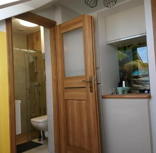 Lighthouse - Adults Only - 12plus منزل للإقامة