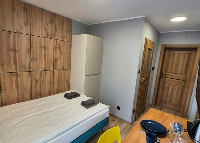 منزل للإقامة Lighthouse - Adults Only - 12plus كرينيتا مورسكا