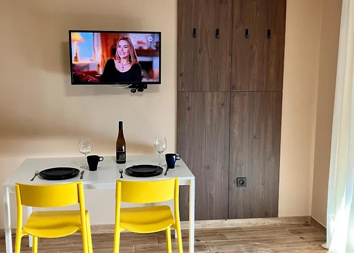 منزل للإقامة Lighthouse - Adults Only - 12plus